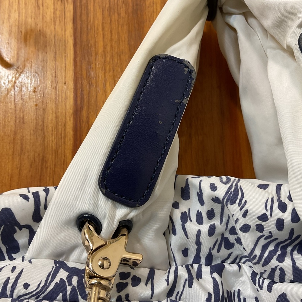 See By Chloe Navy and White Horse Print Puffy Joyrider Tote Bag - Picture 3 of 12